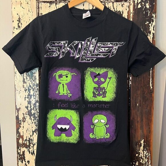 Skillet I Feel Like A Monster Album Music Black unisex size small. panhead. - Picture 1 of 6